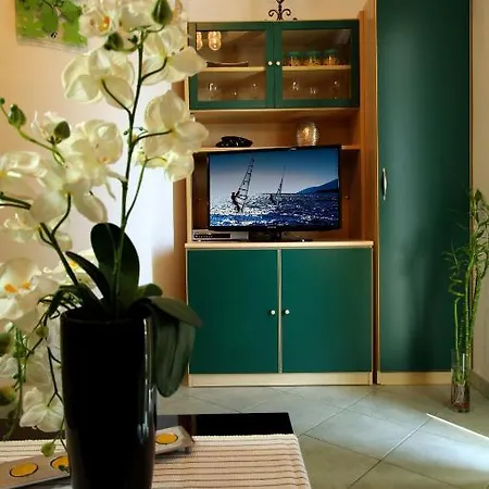 Apartments Amore Bol
