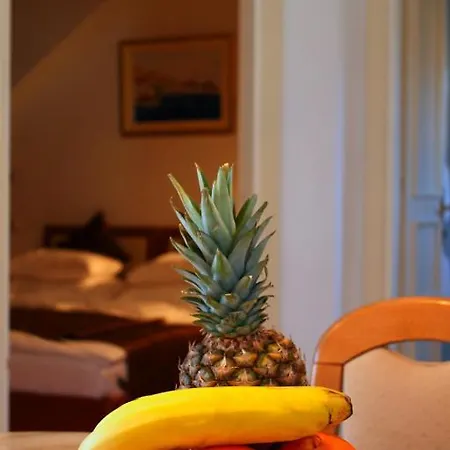 Apartments Amore Bol