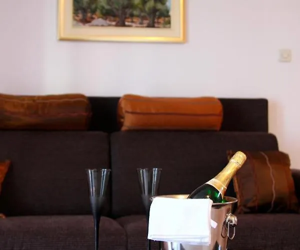 Apartments Amore *