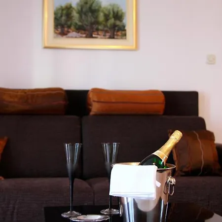 Apartments Belvedere *